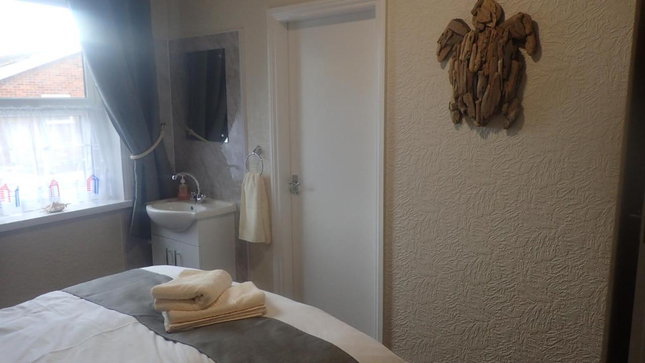 The Victoria Guest House Mablethorpe Esterno foto